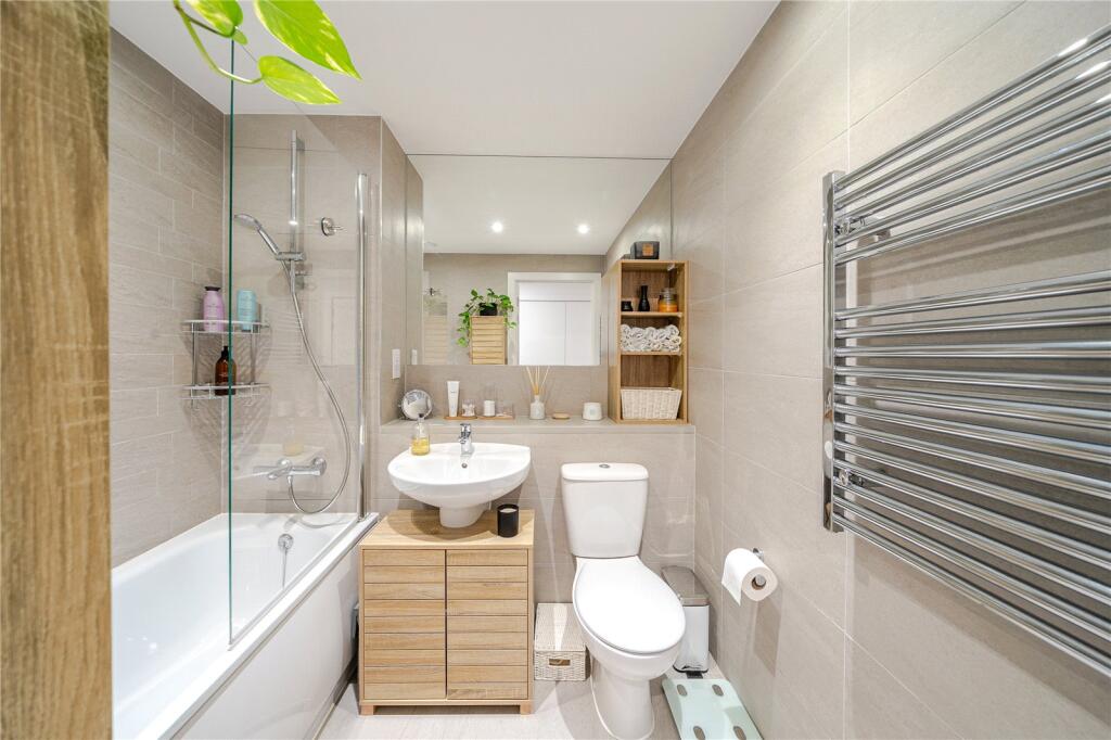 Coster Avenue, London, N4 - View 6