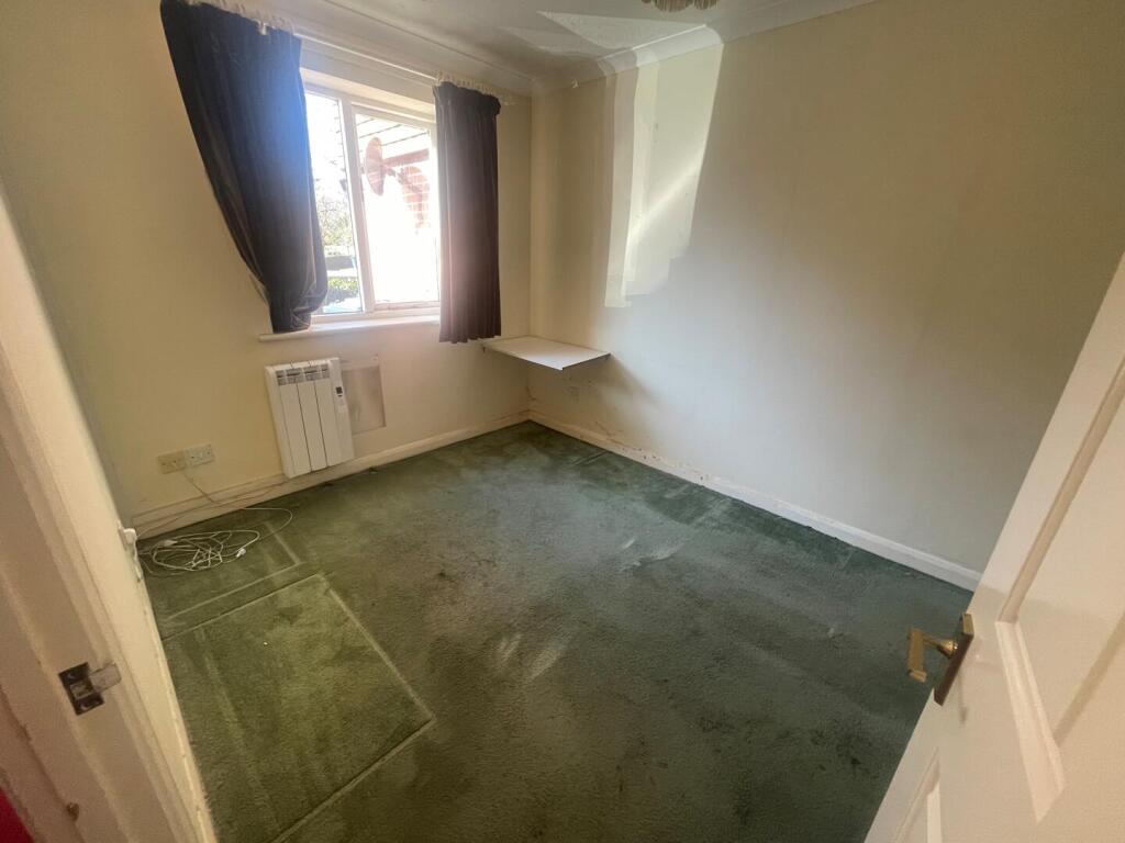 Apartment in Waverley, Godalming - View 4