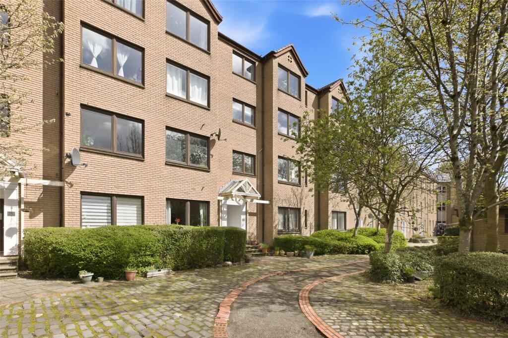 Main image of property: Flat 40, 166 Bell Street, Glasgow, Glasgow City, G4