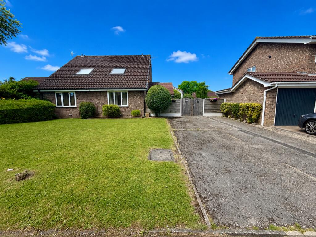 Main image of property: Stonehaven Drive, Fearnhead, Warrington