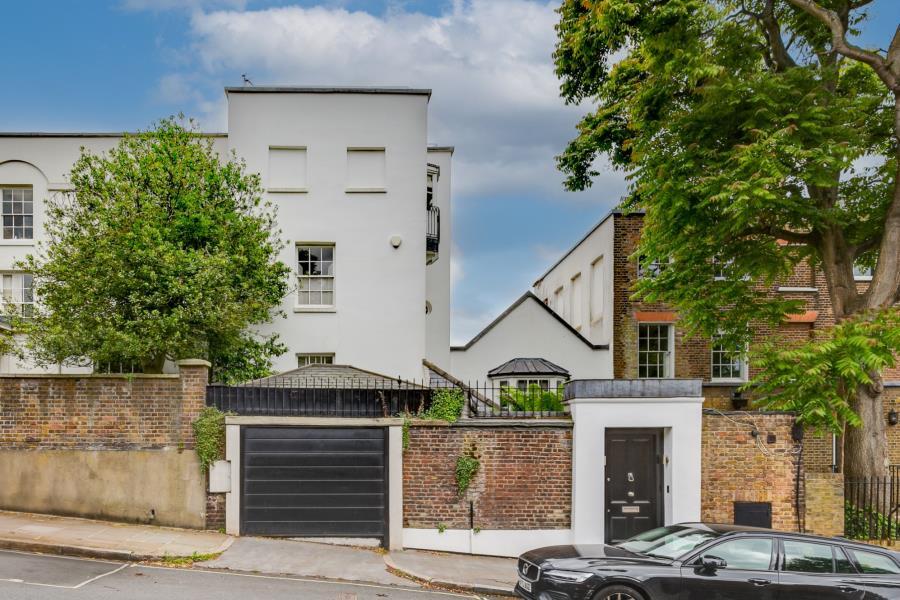 Main image of property: Highgate West Hill, N6 