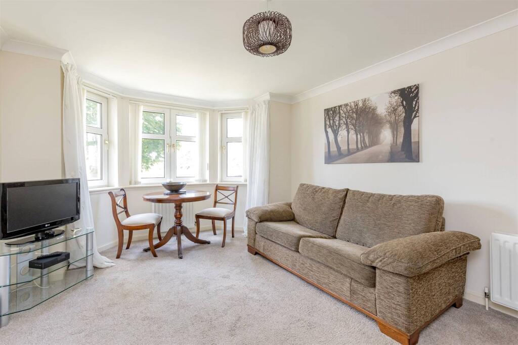 Meadow Place Road, Corstorphine, Edinburgh, EH12 photo 4
