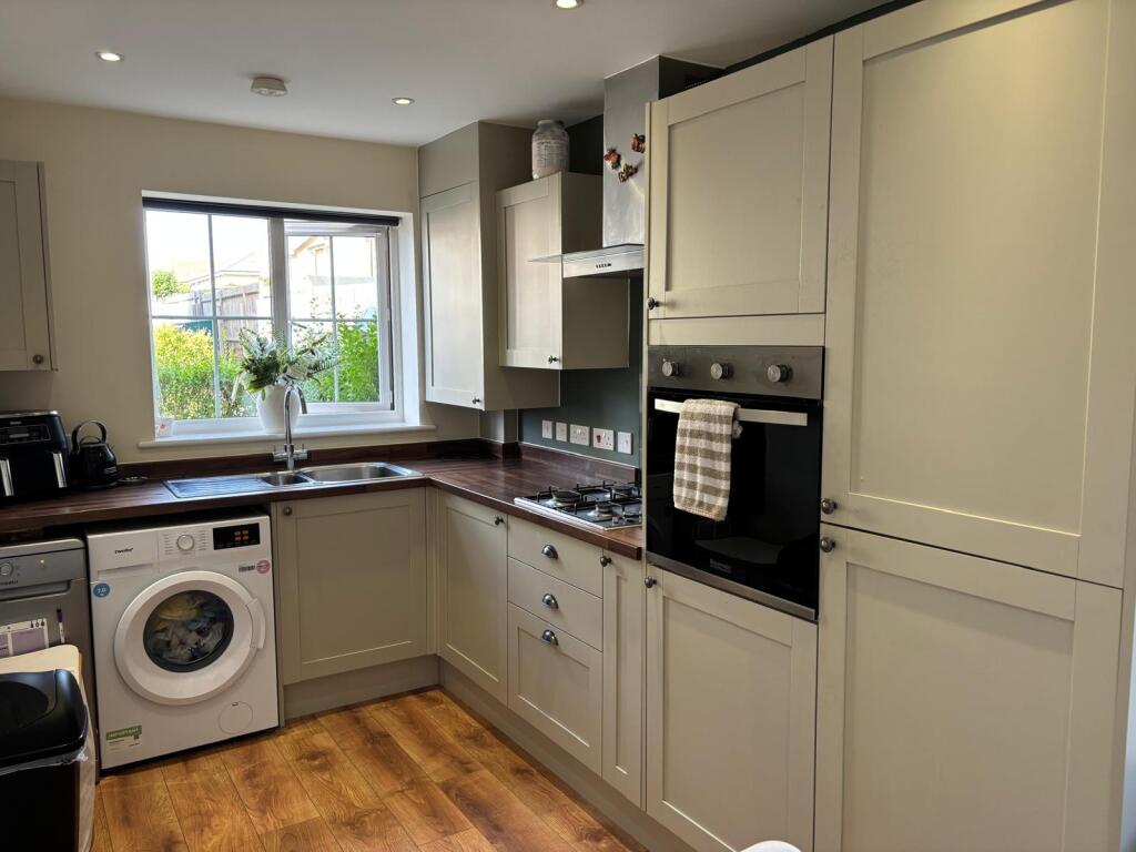 House in Ludgershall, Wiltshire - View 2
