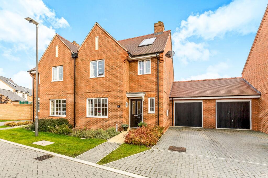 Main image of property: Rogers Lane, Buckingham, Buckinghamshire, MK18