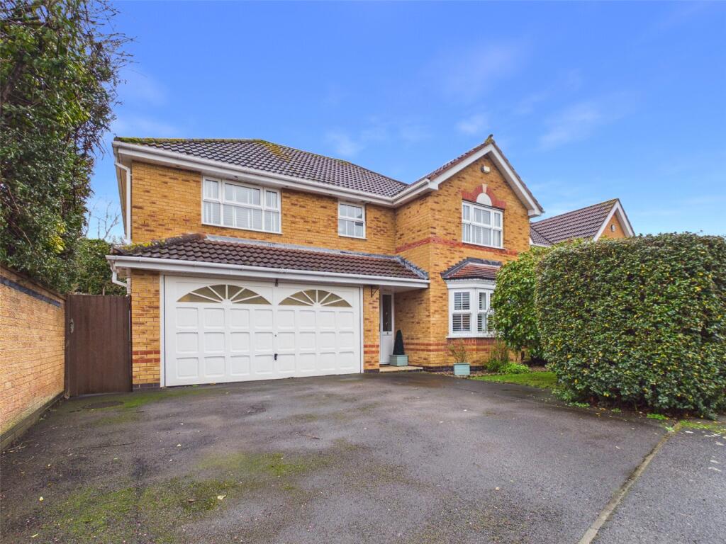 Main image of property: Peregrine Close, Quedgeley, Gloucester, Gloucestershire, GL2