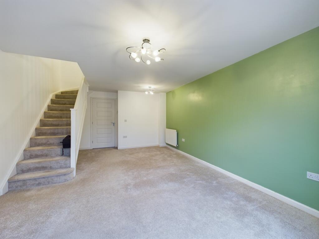 House in Portsmouth - View 6