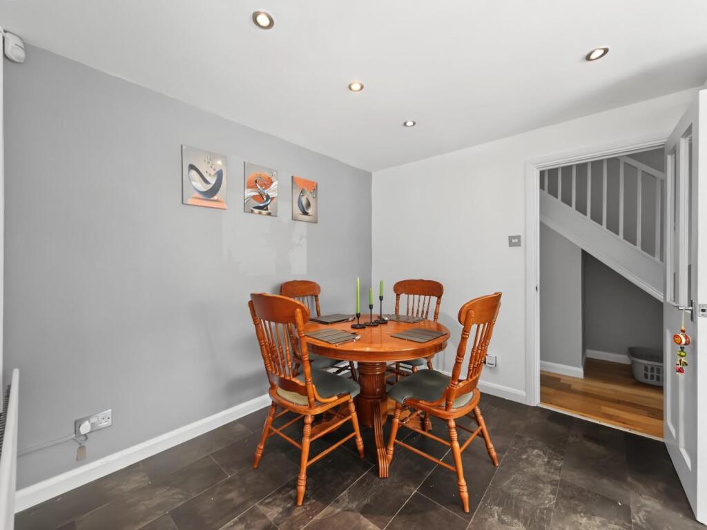 Provence Court, Duston, Northampton NN5 photo 3