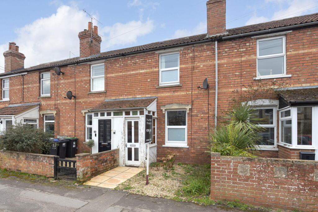 Main image of property: Longcroft Road, Devizes, SN10 3AU