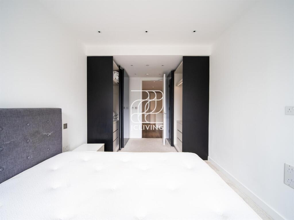 Main image of property: Catalina House, London