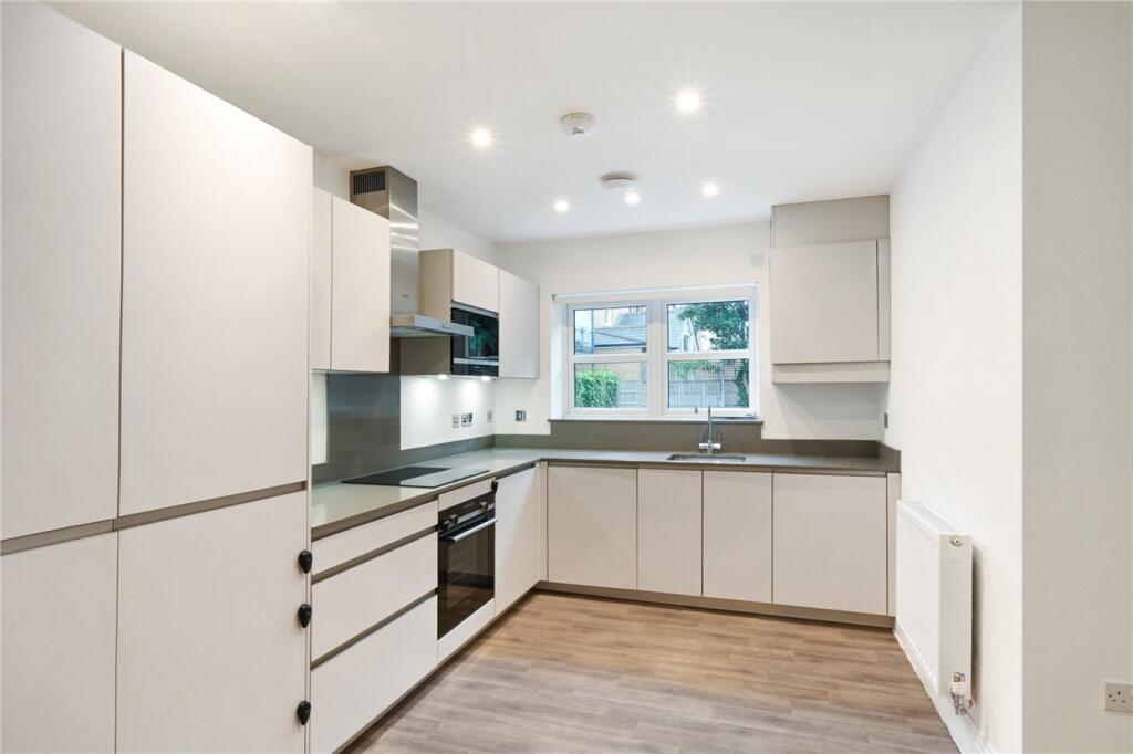Apartment in London - View 2