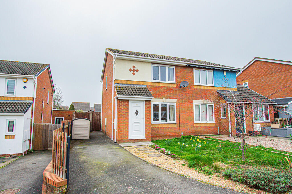 Main image of property: Middle Grass, Irthlingborough