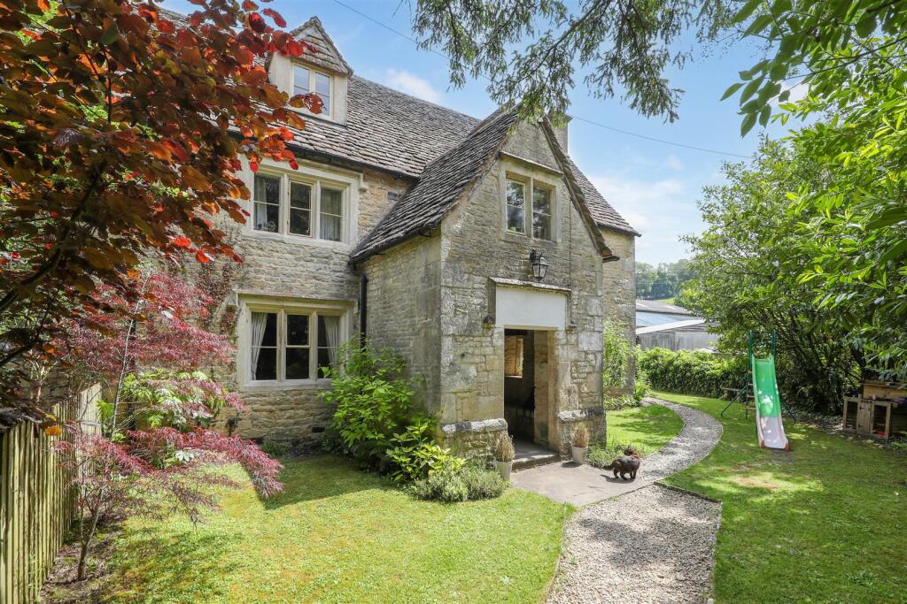 Main image of property: Bath Road, Woodchester, Stroud