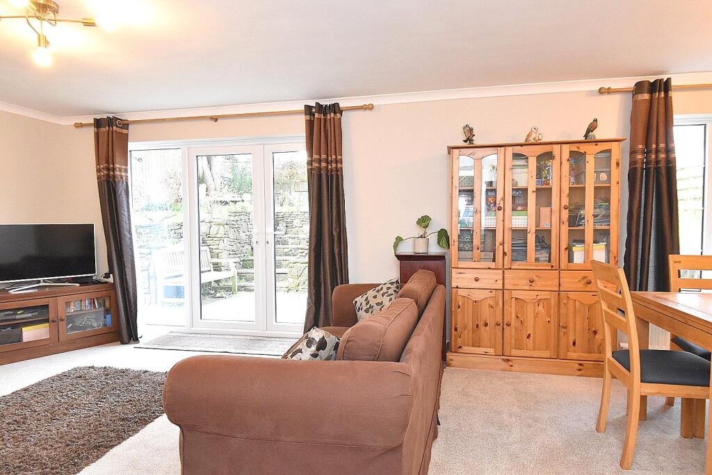 Additional image 4 of Park Road, Henstridge, Templecombe, Somerset, BA8