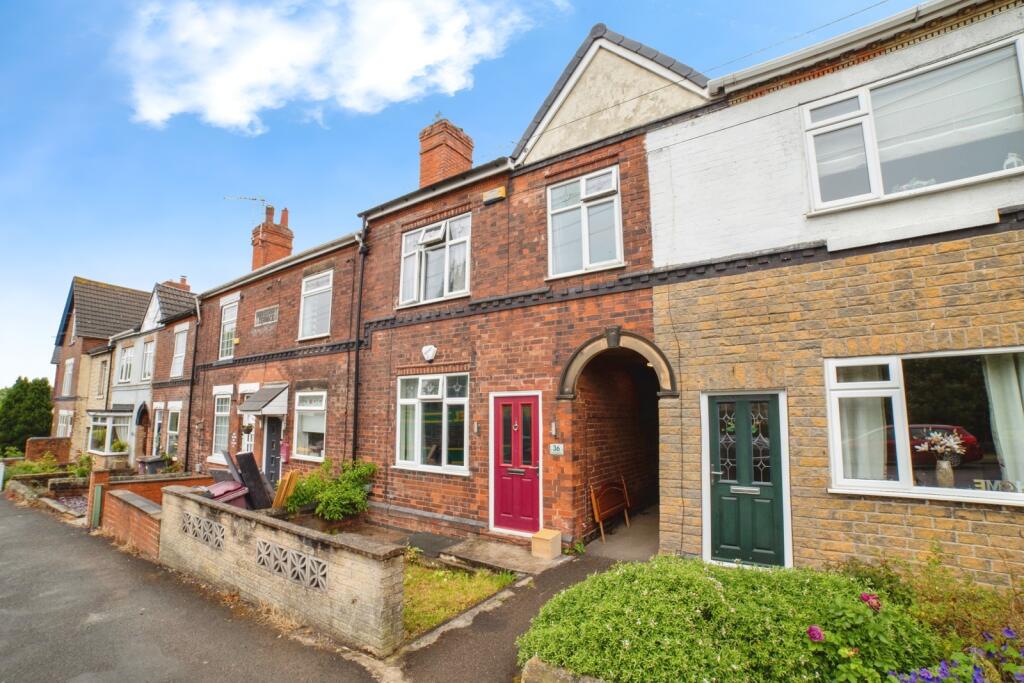 3-bed terraced on Hornscroft Road, Bolsover, Chesterfield, Derbyshire, S44, £155,000