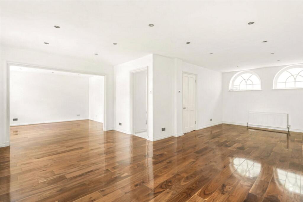 House in London - View 5