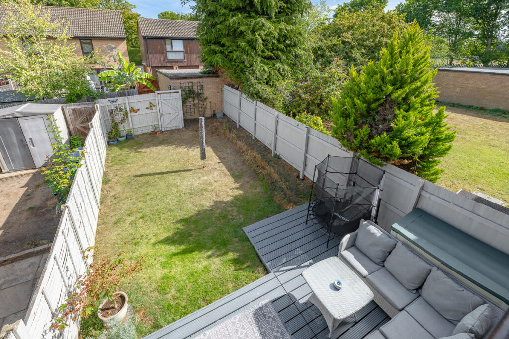 House in Guildford - View 4