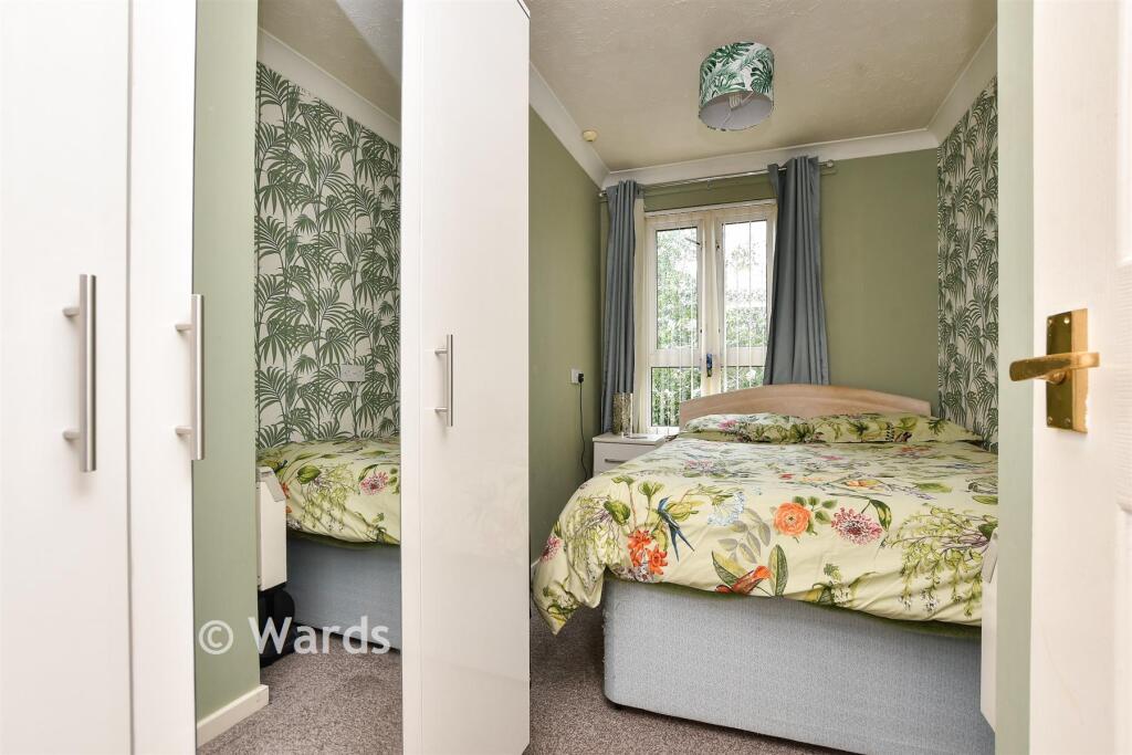Apartment in Thanet, Cliftonville West, Cliftonville - More