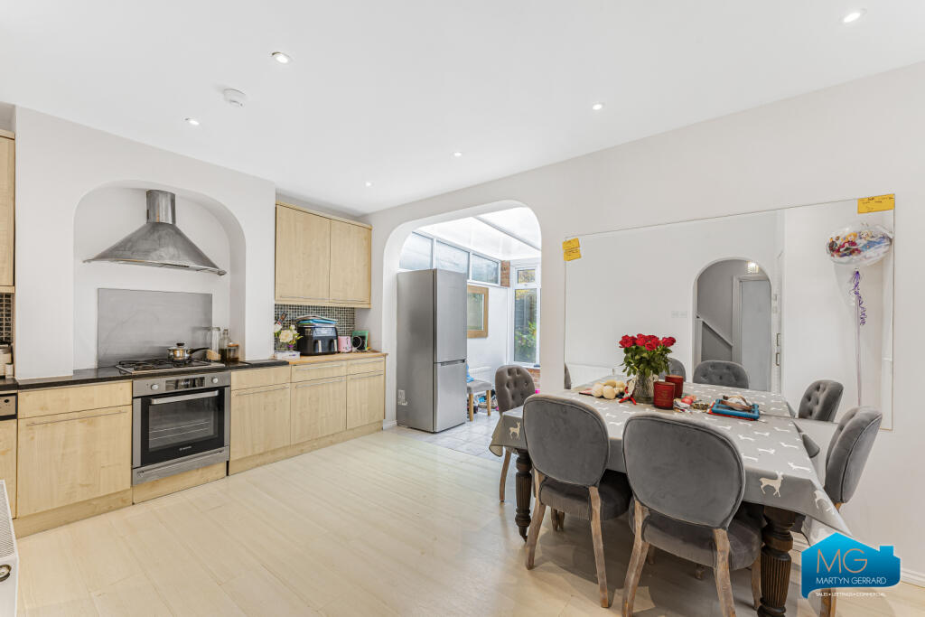 Main image of property: Bedford Road, East Finchley, London, N2