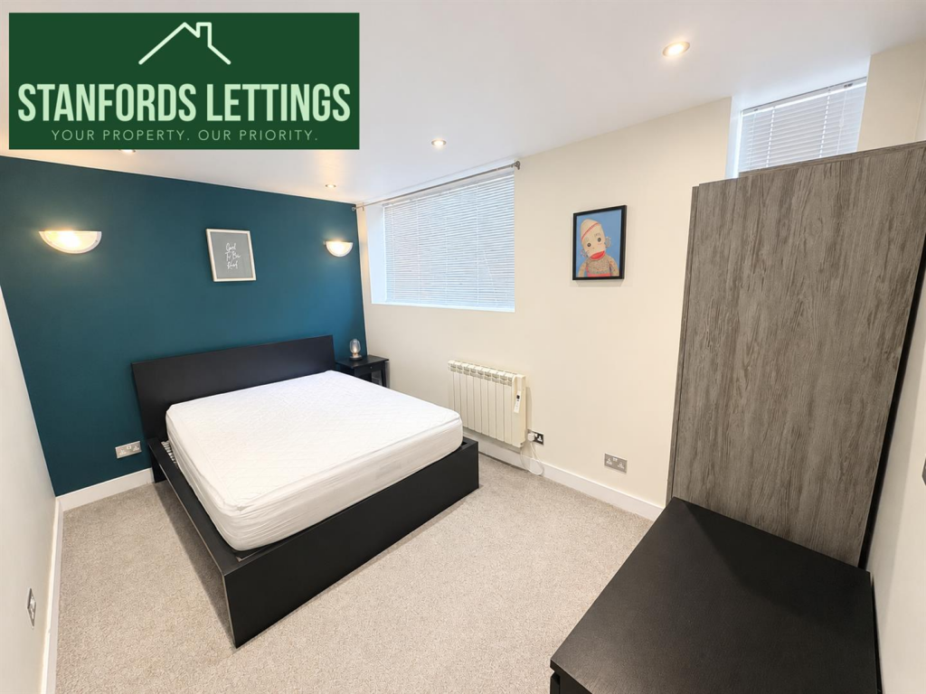 Apartment in Brighton, Round Hill - View 3