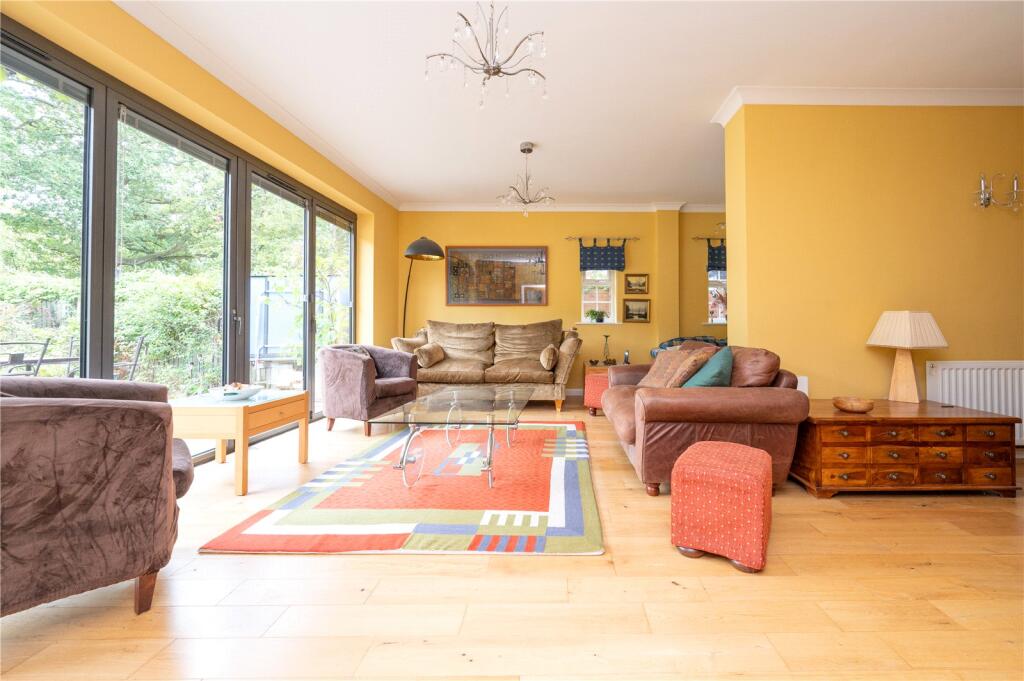 Homewood Road, St. Albans, Hertfordshire, AL1 photo 4