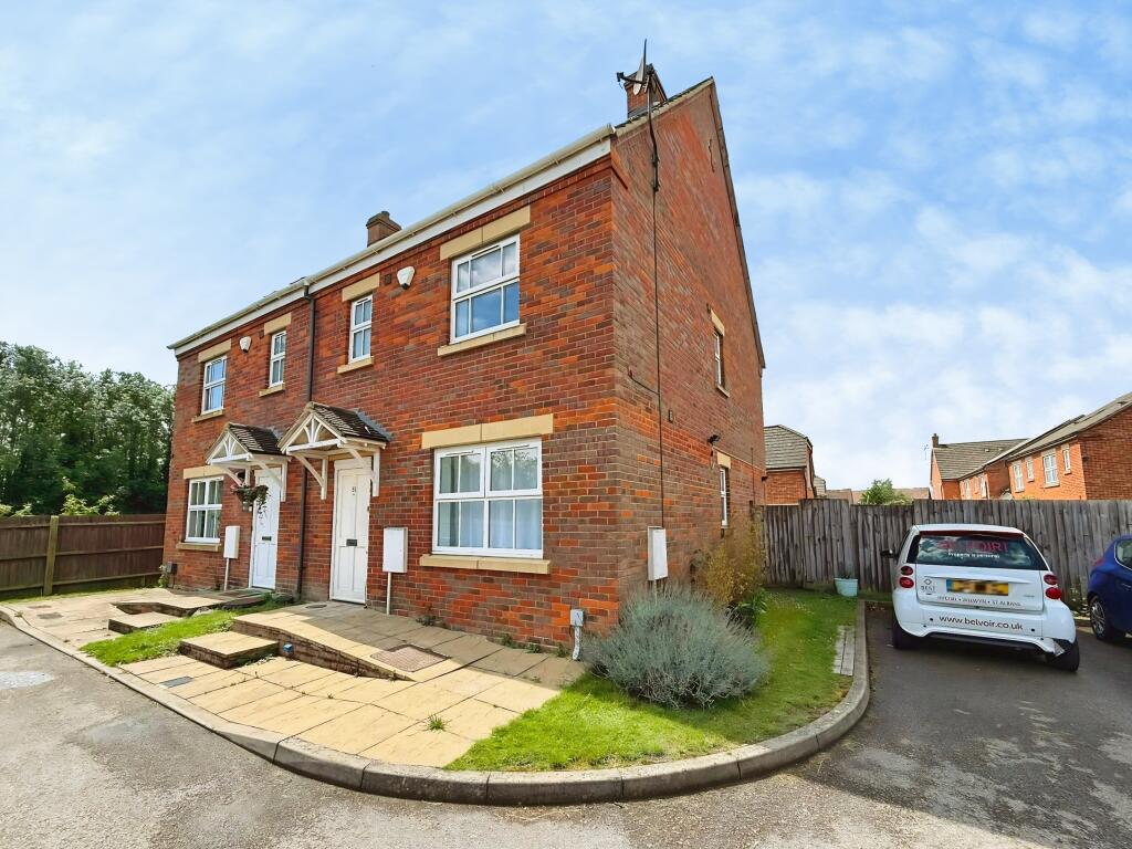 Main image of property: Weavers Orchard, Arlesey, SG15
