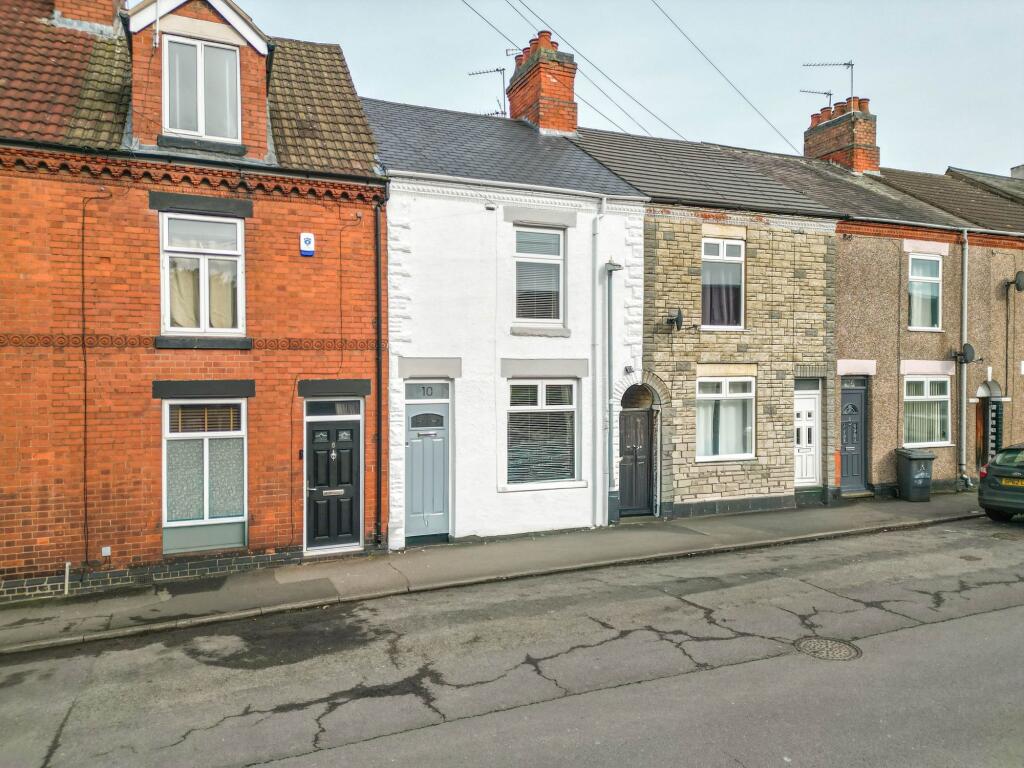 2-bed terraced on Park Street, Nuneaton, CV11, £165,000