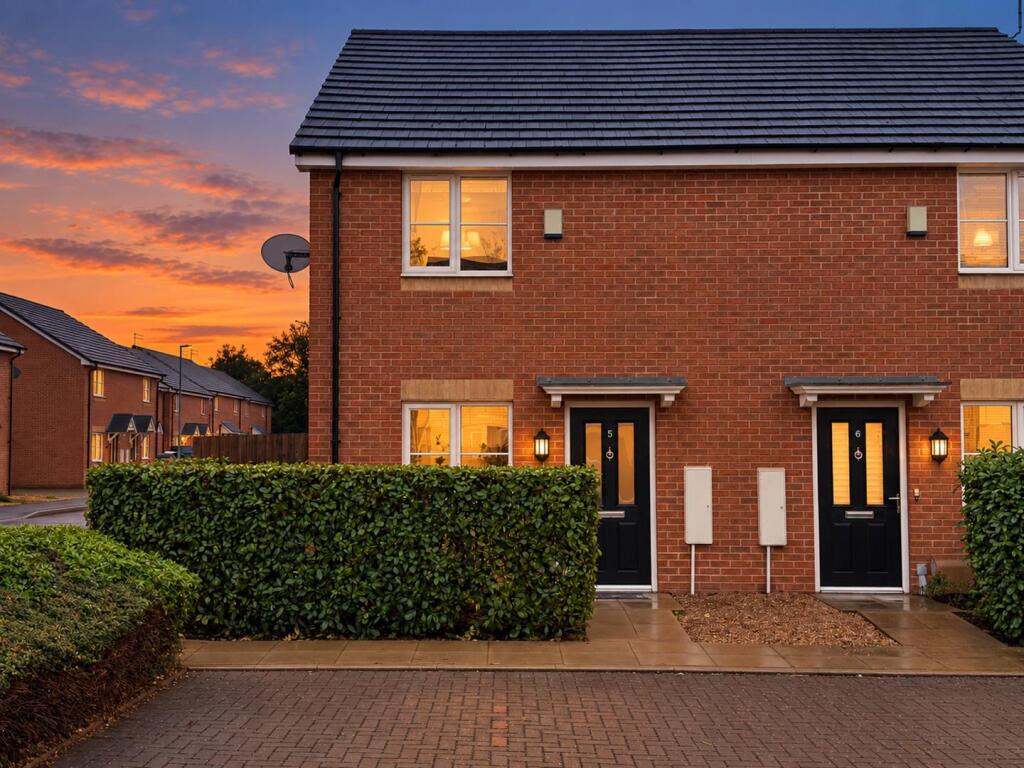 Main image of property: Esther Varney Place, Newark