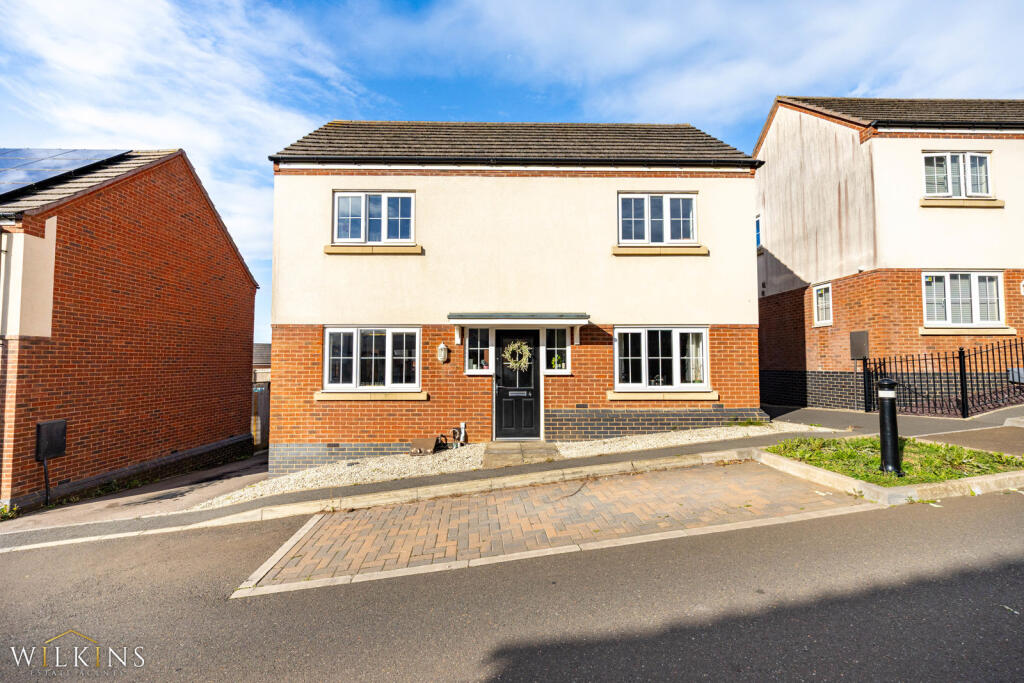 Main image of property: Blue Brick Lane, Nuneaton, Warwickshire, CV10