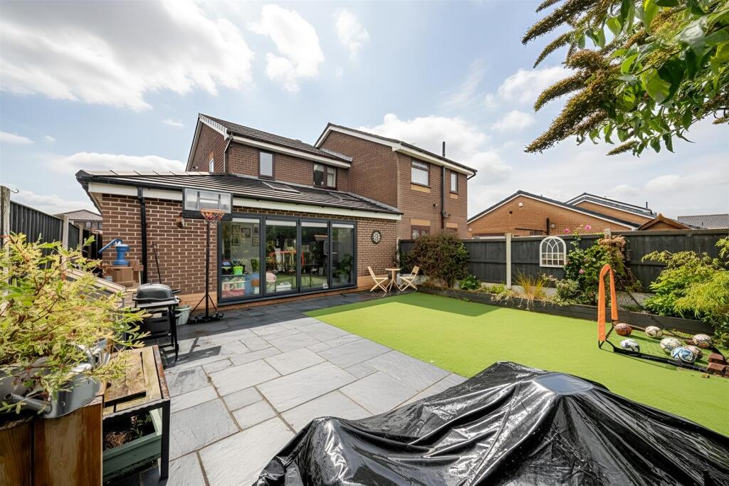 House in Wigan - View 4