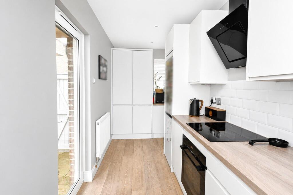 House in Reading - View 3