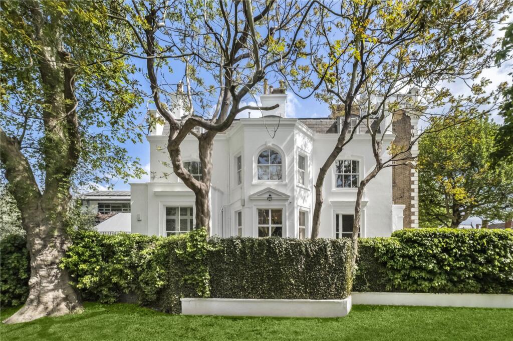 Main image of property: Ravenscourt Park, 260 King Street, W6