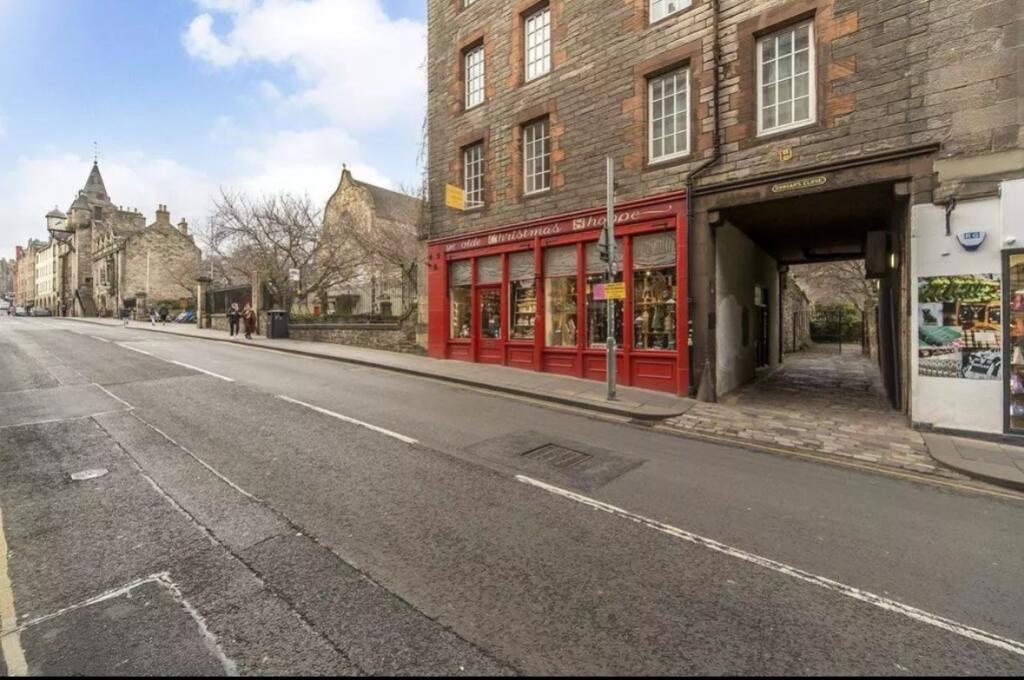 Main image of property: Dunbar's Close, Edinburgh, EH8 8BW