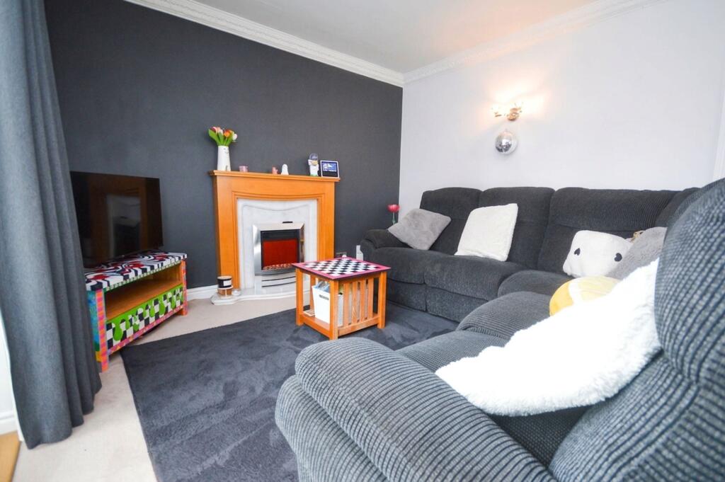 House in Rotherham, Kimberworth - View 4