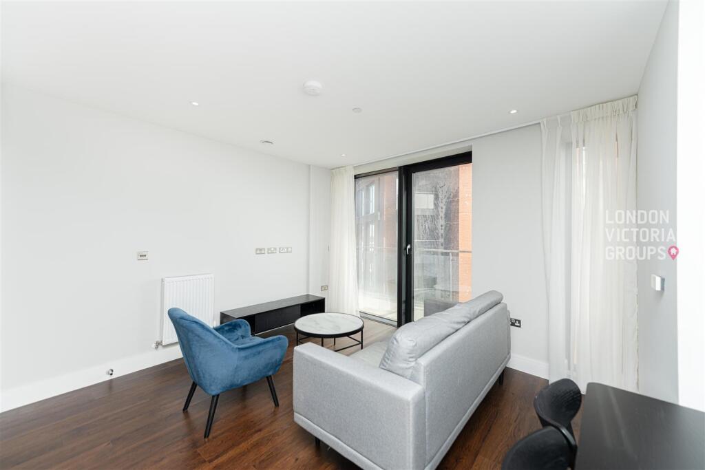 Apartment in London, Blackwall - View 5