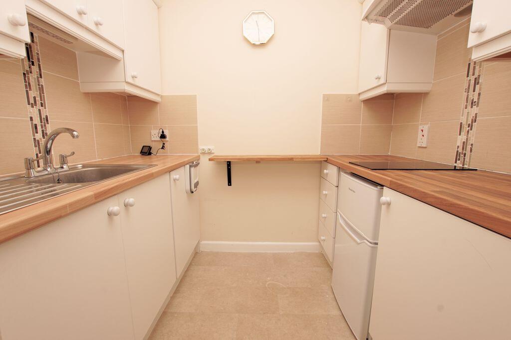 Hometide House, Lee-On-The-Solent, PO13 photo 4