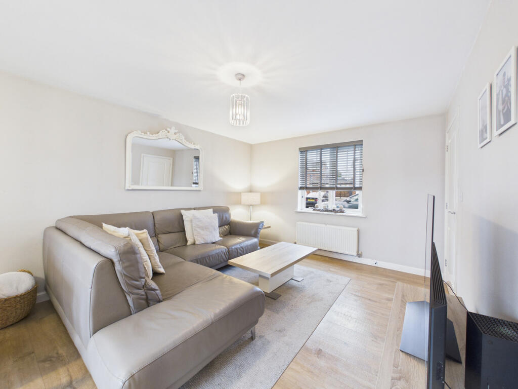 54, Auchenkist Place, Kilwinning, KA13 7 photo 4