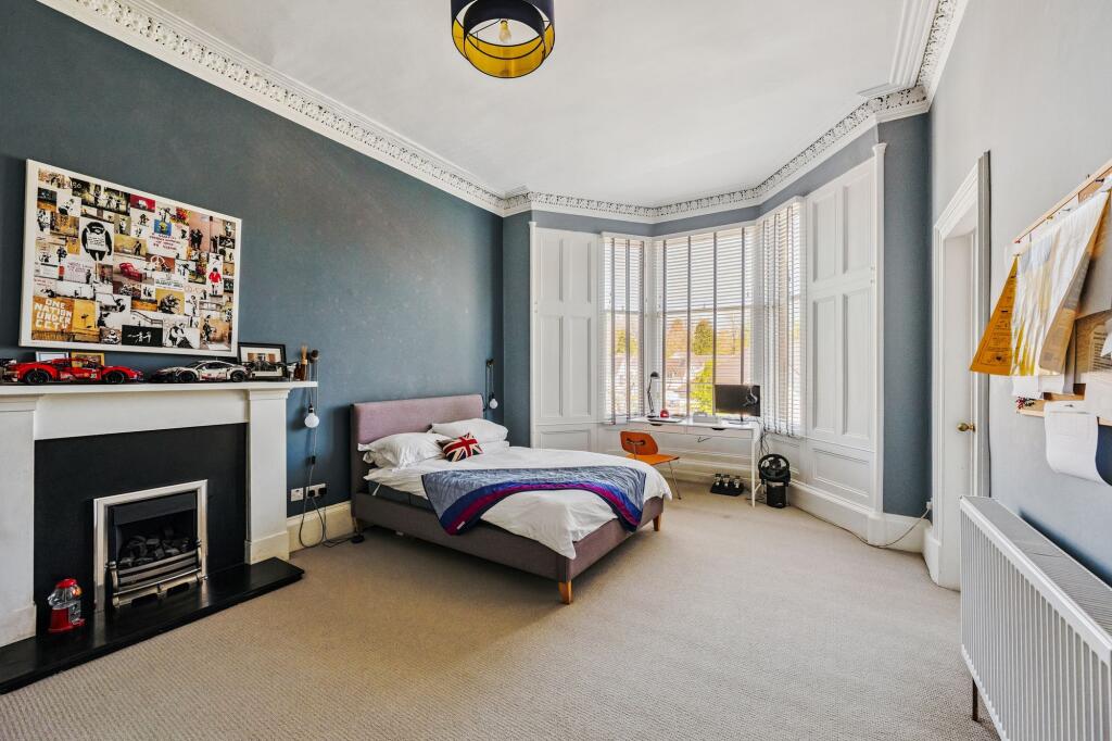 3 Prince Albert Terrace, Helensburgh, G84 7RY photo 4