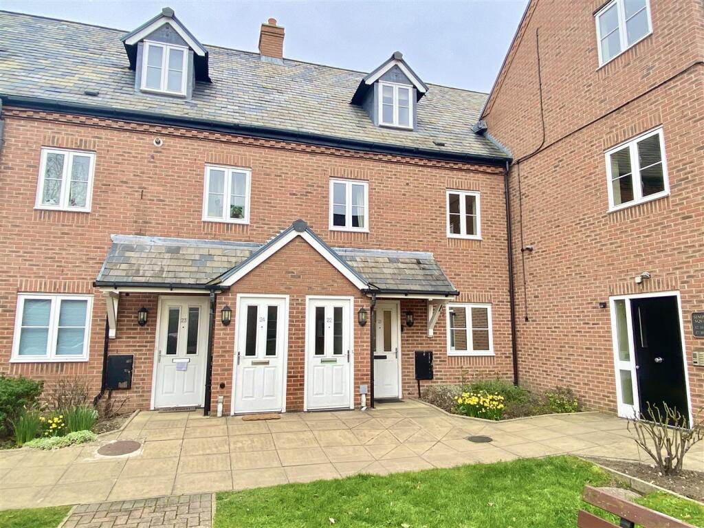 2-bed flat on 22 Simpson Square, shrewsbury, SY1 2EQ, £160,000