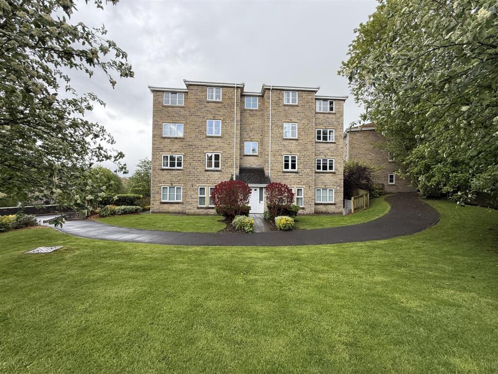 Main image of property: Three Counties Road, Mossley, Ashton-Under-Lyne