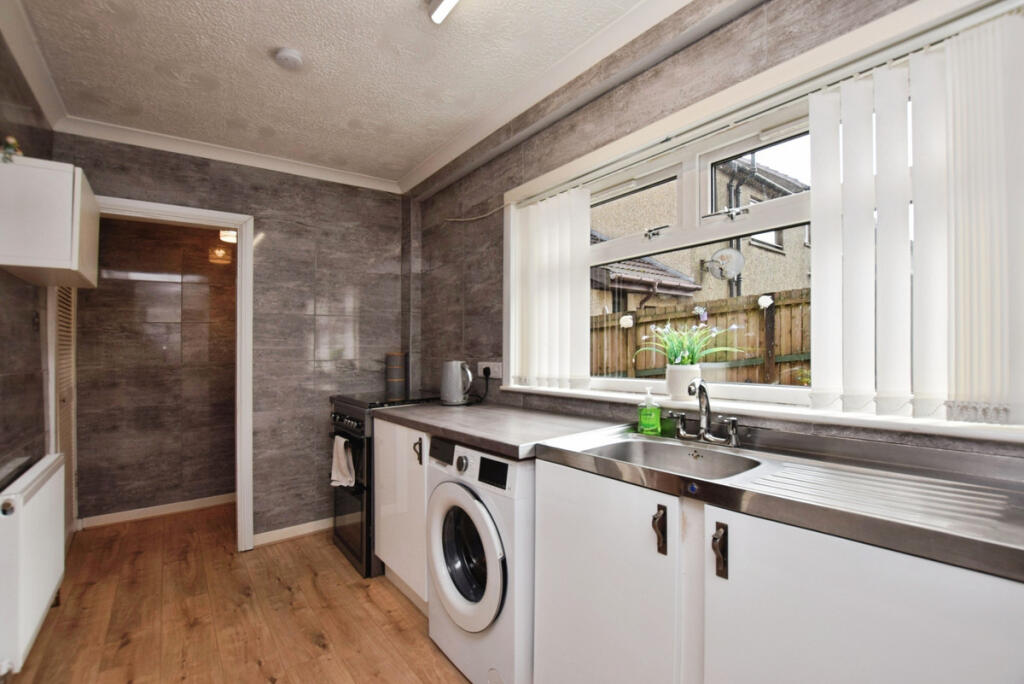 House in Kirkmuirhill, Bent - View 3