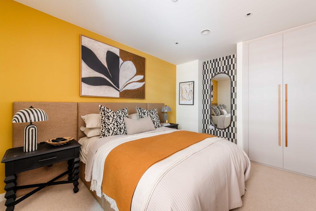 Apartment in Harrow - More