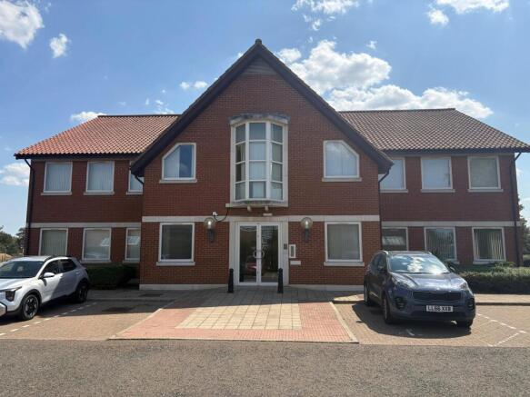 Exterior 1.jpg
