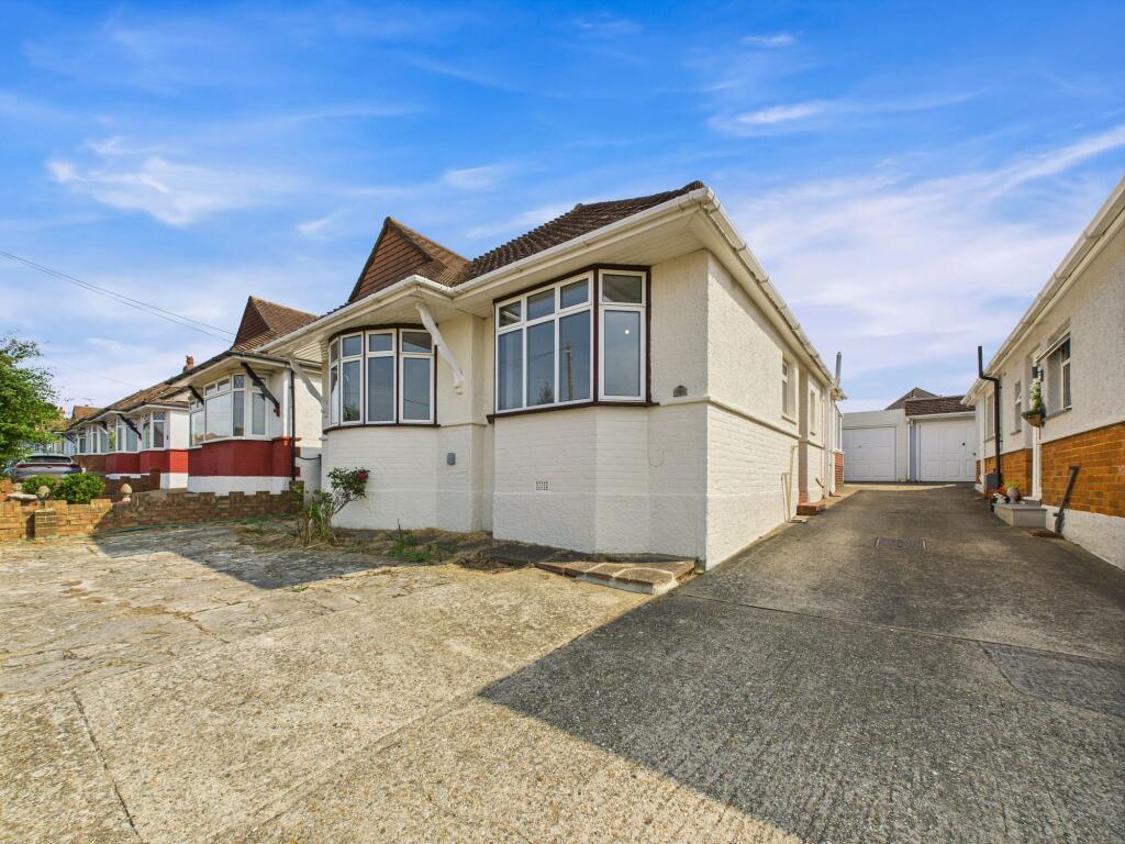 Overhill, Southwick, BN42