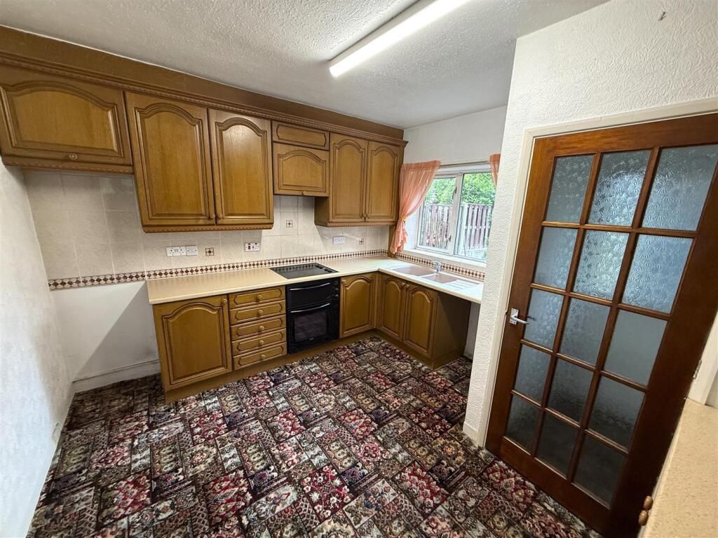 House in North East Derbyshire, Killamarsh - View 6