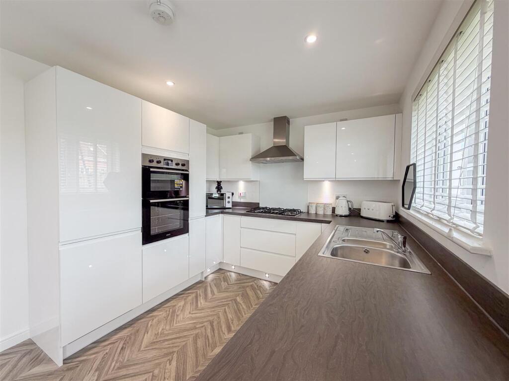 House in Coatbridge, Marnock, Glenboig - View 4