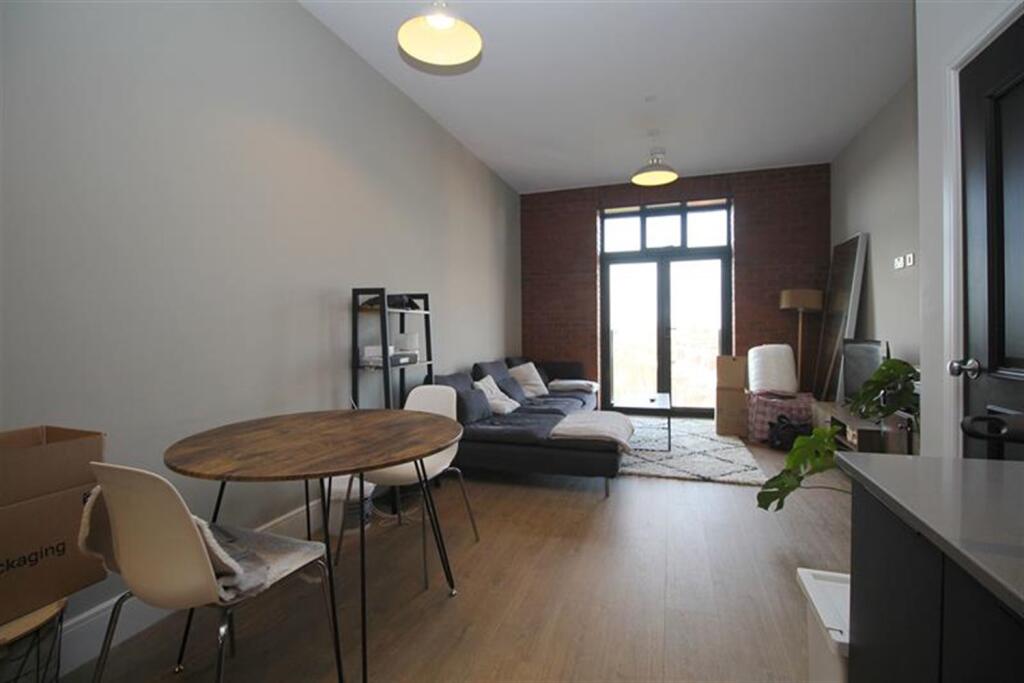 Apartment in Leicester - View 3