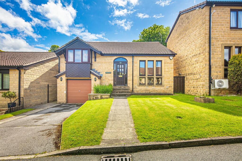 Main image of property: 3 Stonewood Court, Sandygate, S10 5SR