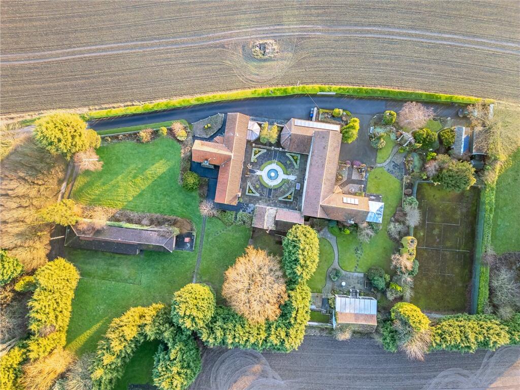 House in Barkston Ash - View 6