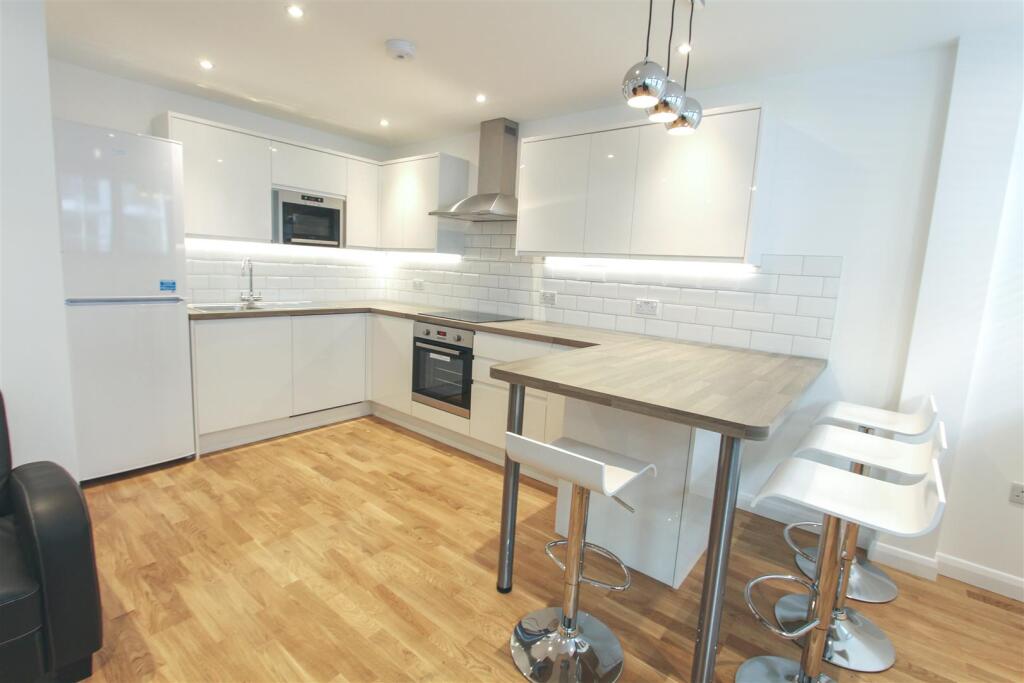 2 bedroom property for rent