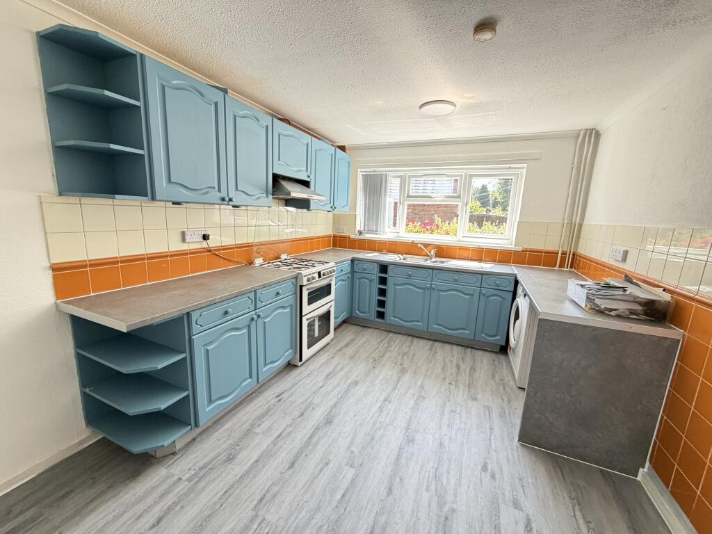 House in Daventry, The Grange, Headlands - View 5